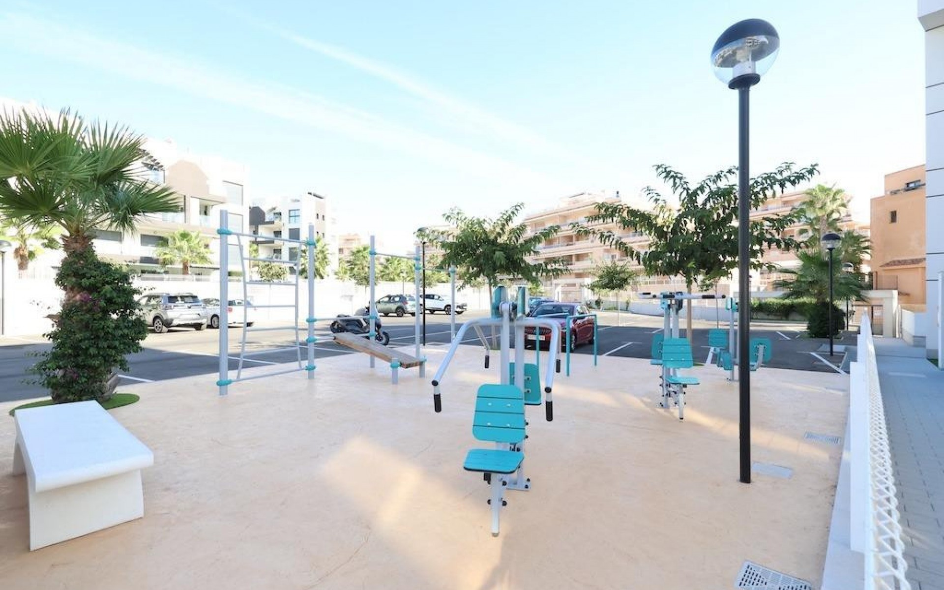 Resale - Apartment - Villamartin