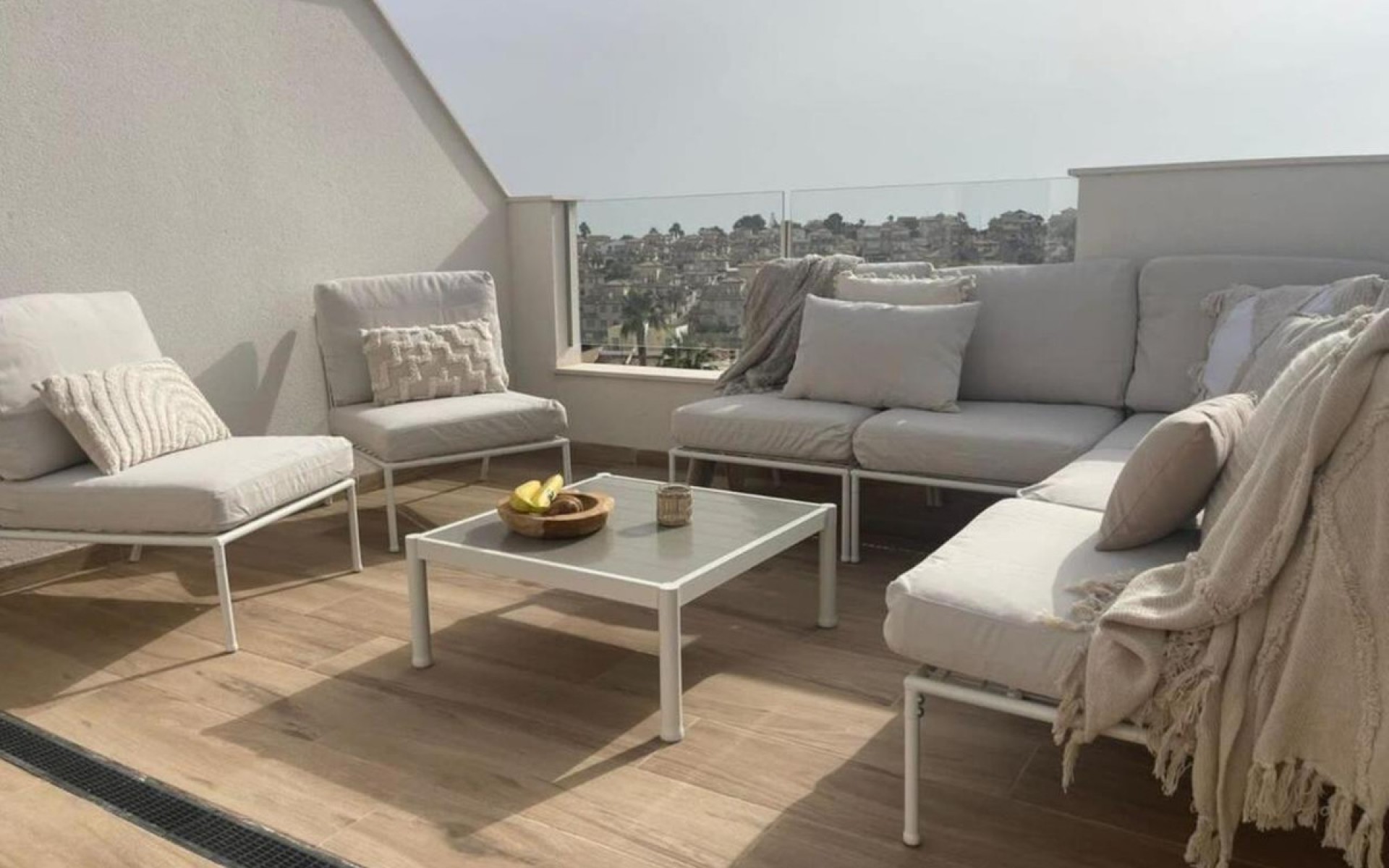 Resale - Apartment - Villamartin