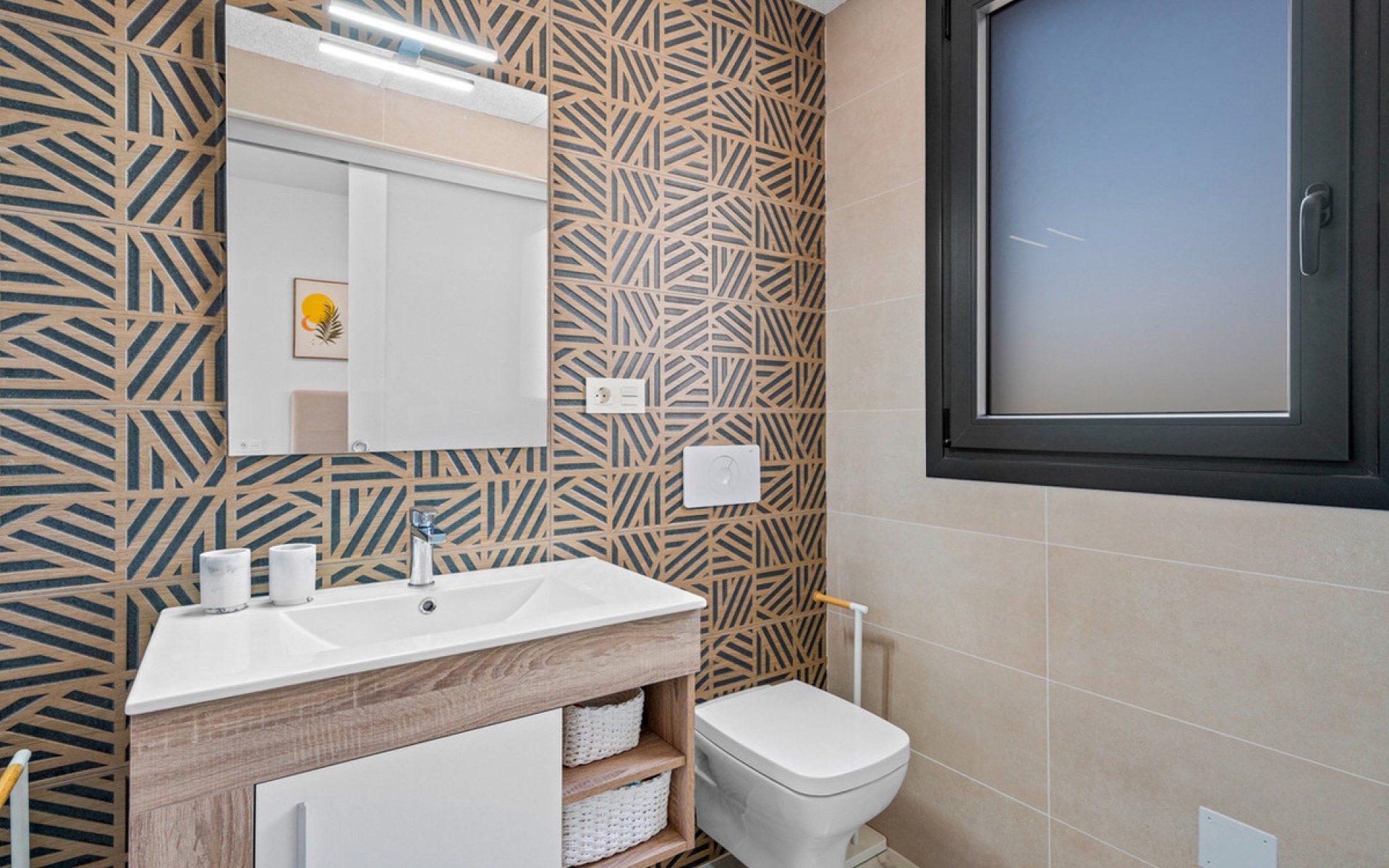 Resale - Apartment - Villamartin