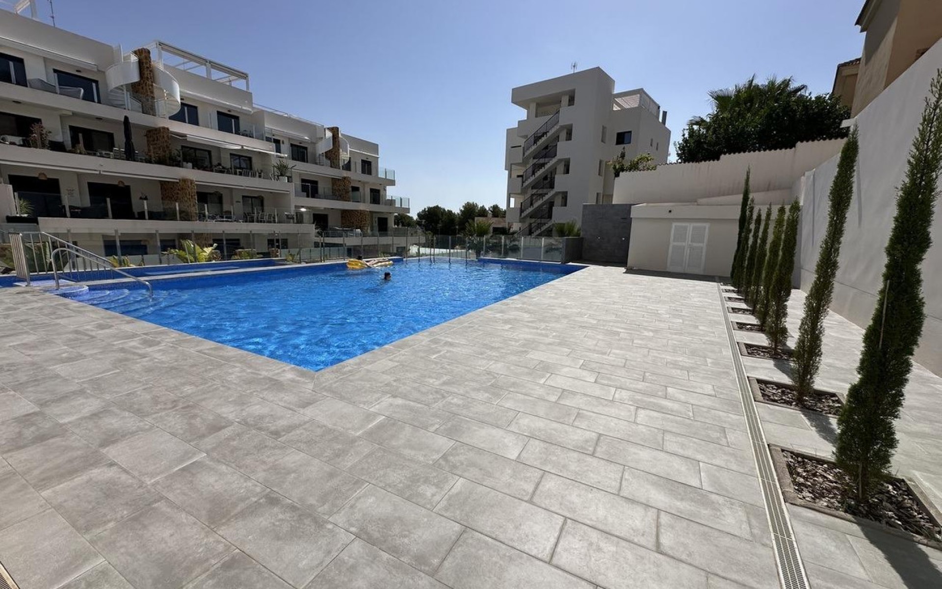 Resale - Apartment - Villamartin