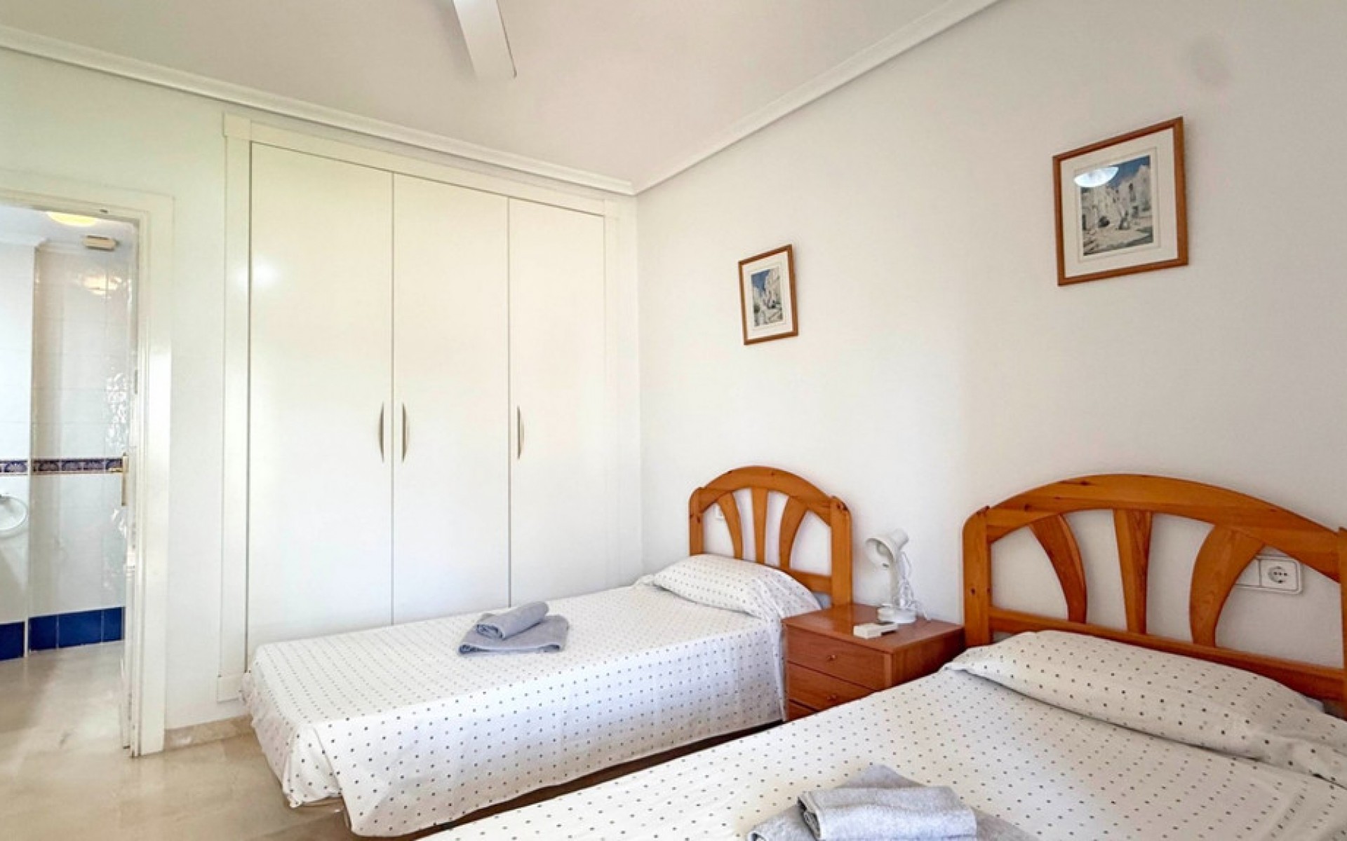 Resale - Apartment - Villamartin