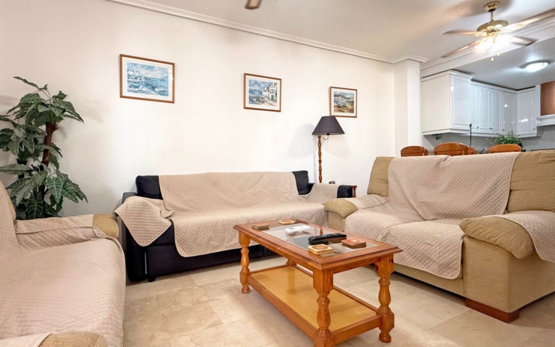 Resale - Apartment - Villamartin