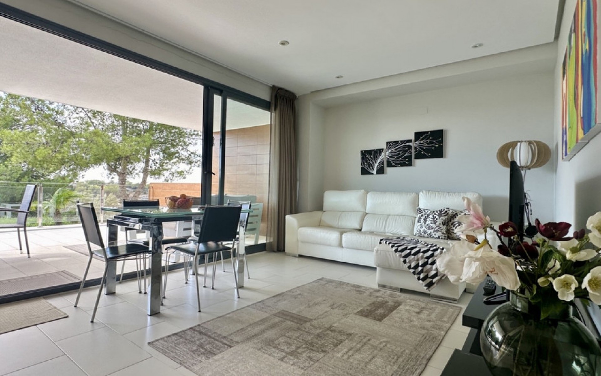 Resale - Apartment - Villamartin