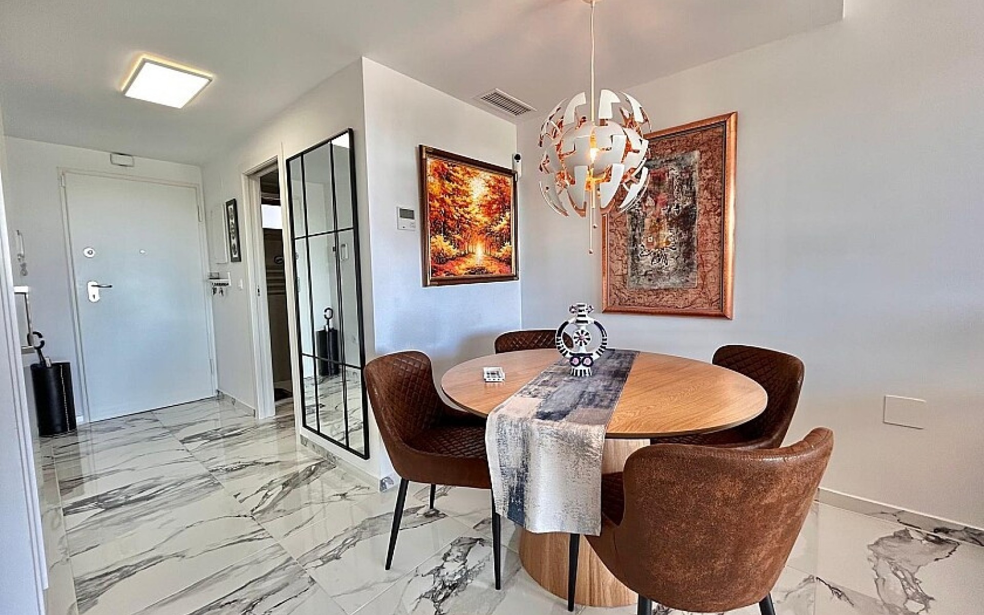 Resale - Apartment - Villamartin