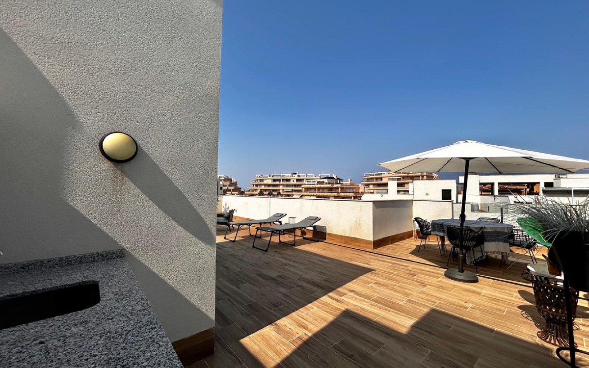 Resale - Apartment - Villamartin