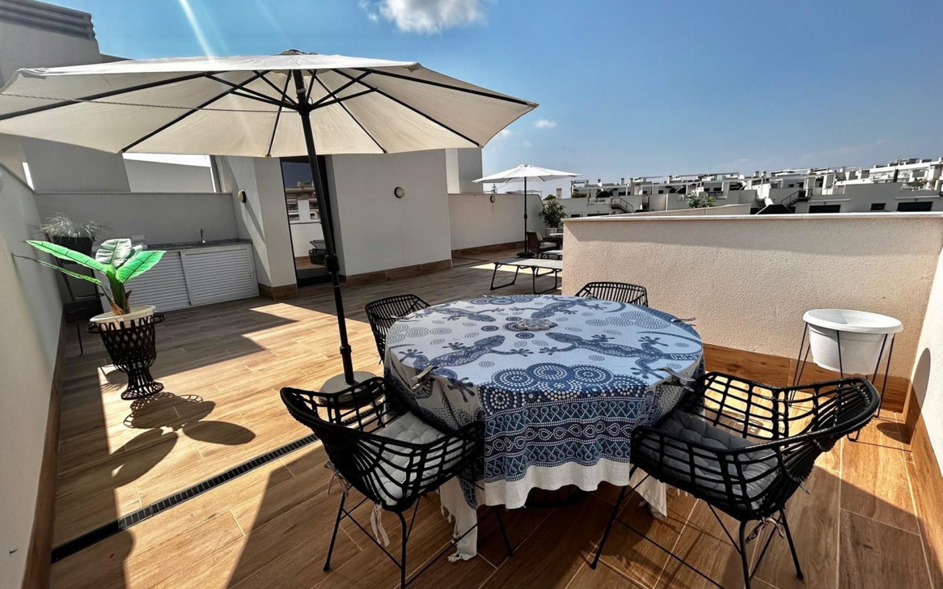 Resale - Apartment - Villamartin