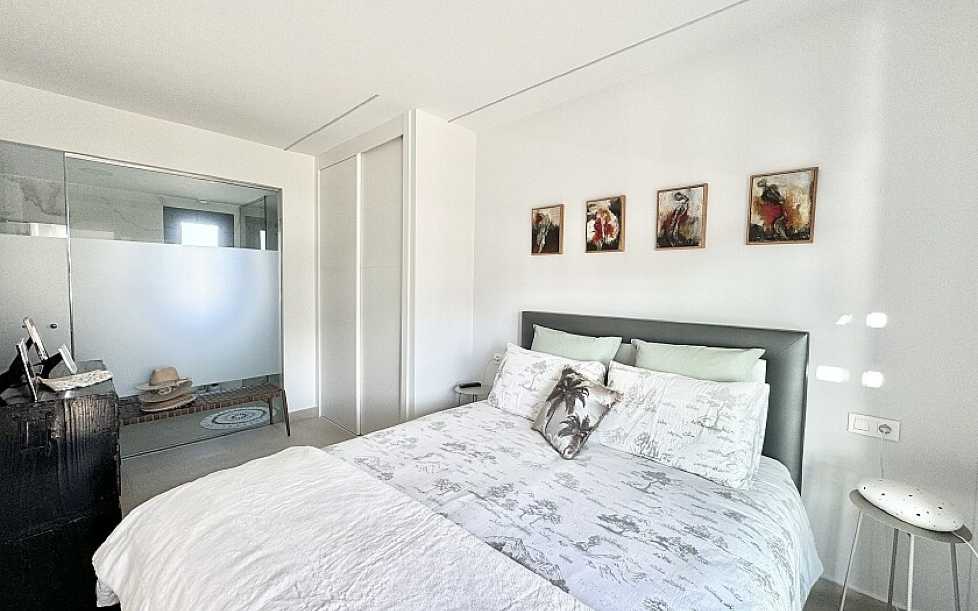 Resale - Apartment - Villamartin