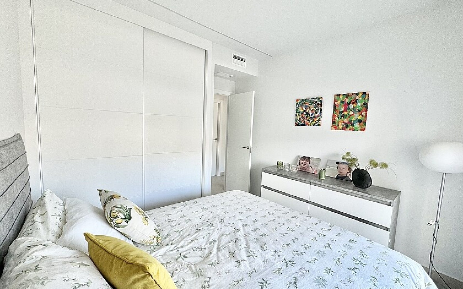 Resale - Apartment - Villamartin