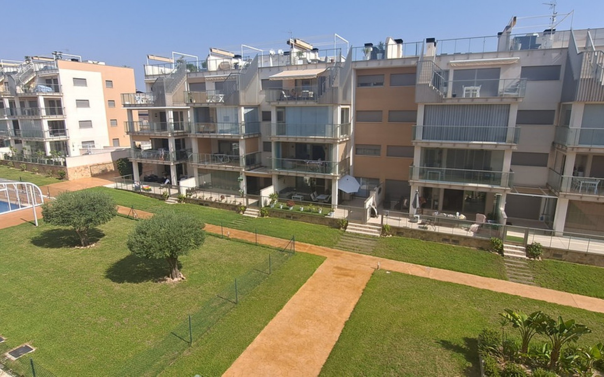 Resale - Apartment - Villamartin