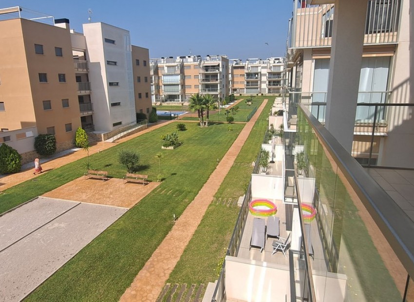 Resale - Apartment - Villamartin