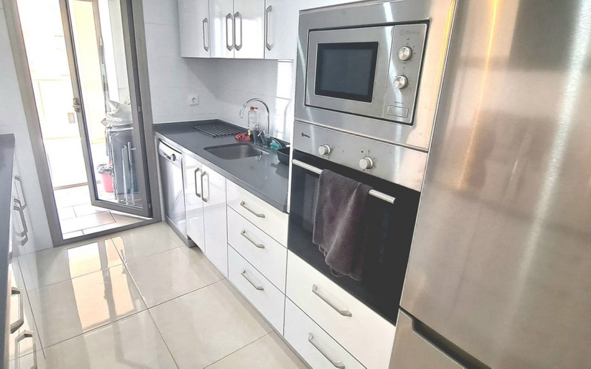 Resale - Apartment - Villamartin