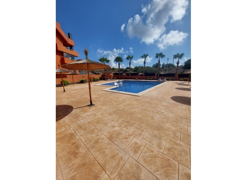 Resale - Apartment - Villamartin