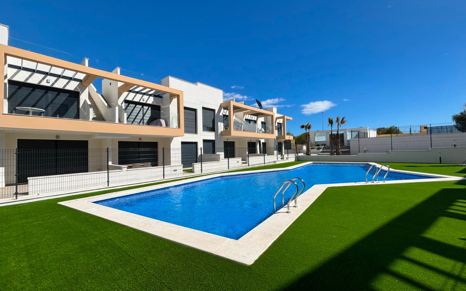 Resale - Apartment - Villamartin