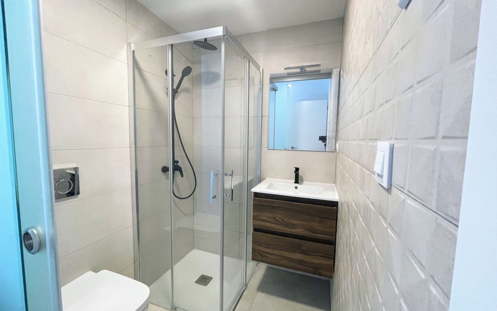 Resale - Apartment - Villamartin