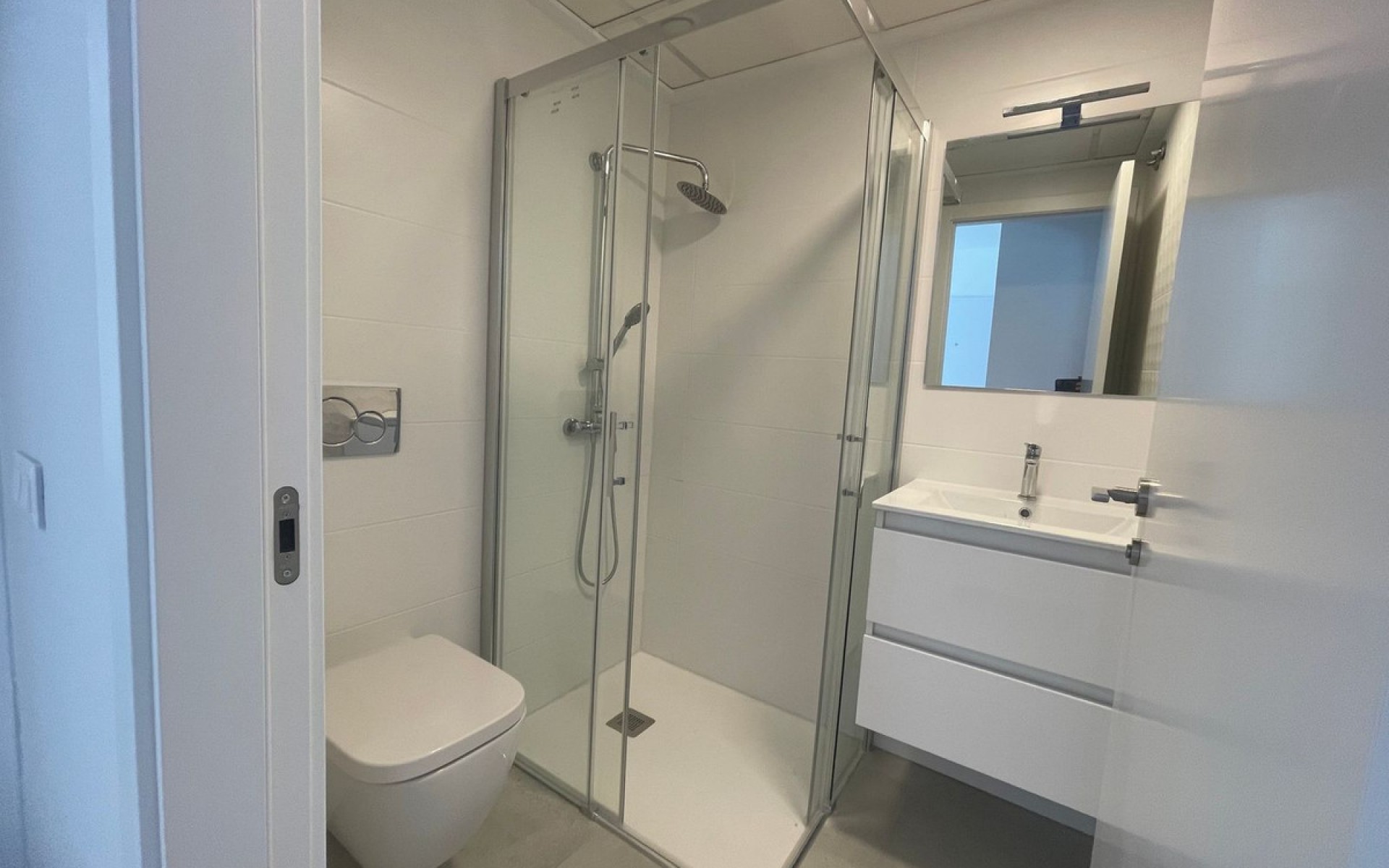 Resale - Apartment - Villamartin