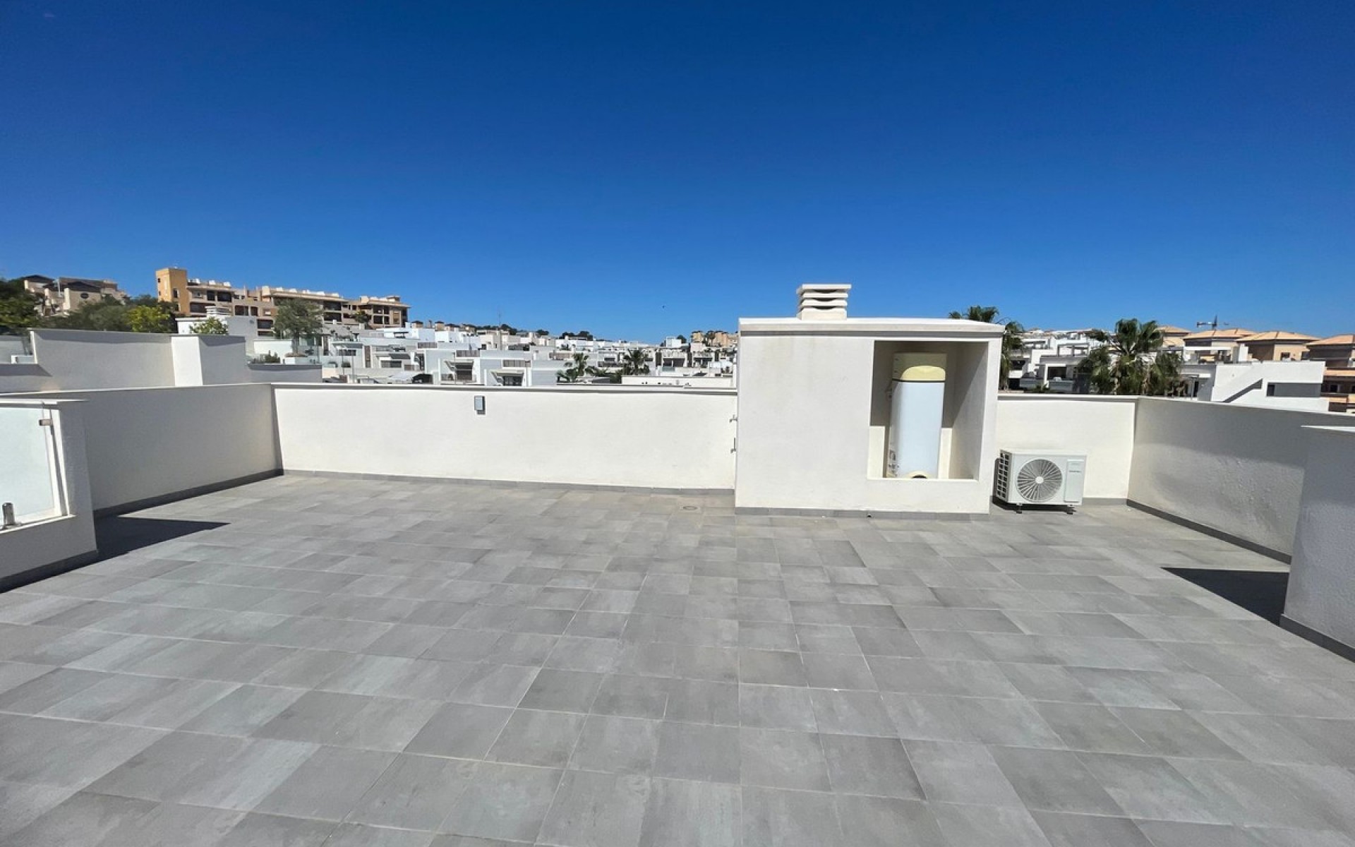 Resale - Apartment - Villamartin