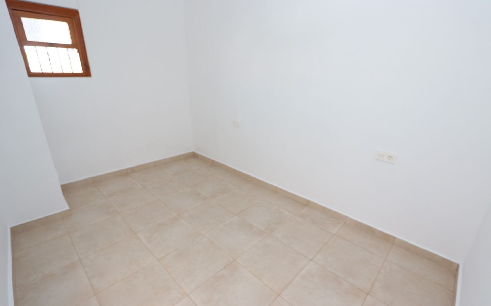 Resale - Apartment - Villamartin
