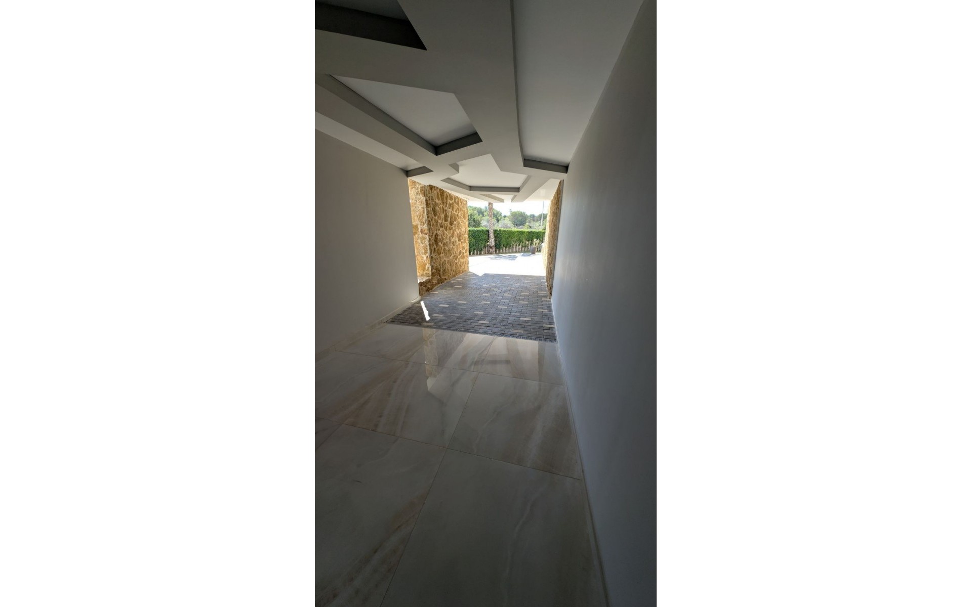 Resale - Apartment - Villamartin