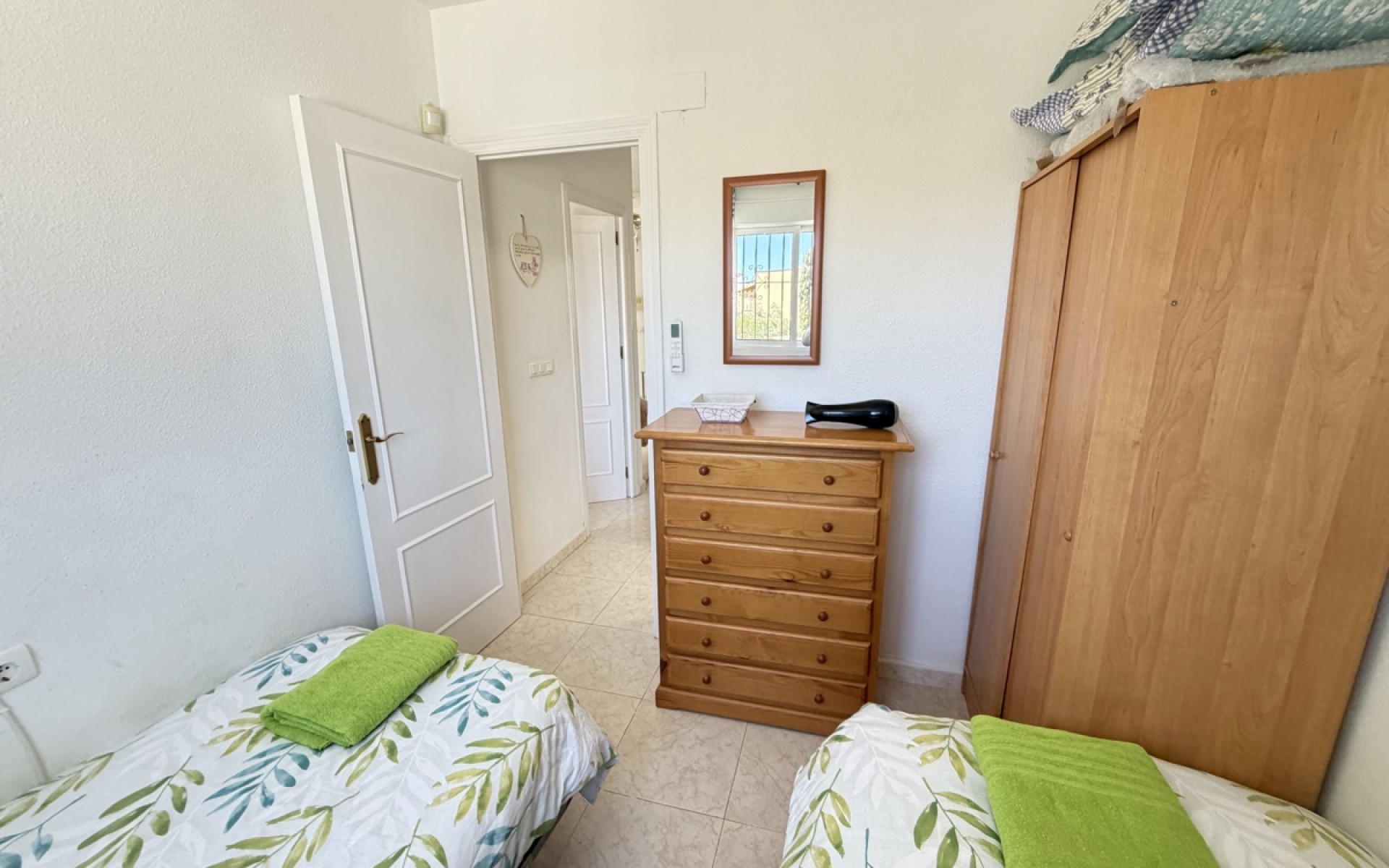 Resale - Apartment - Villamartin