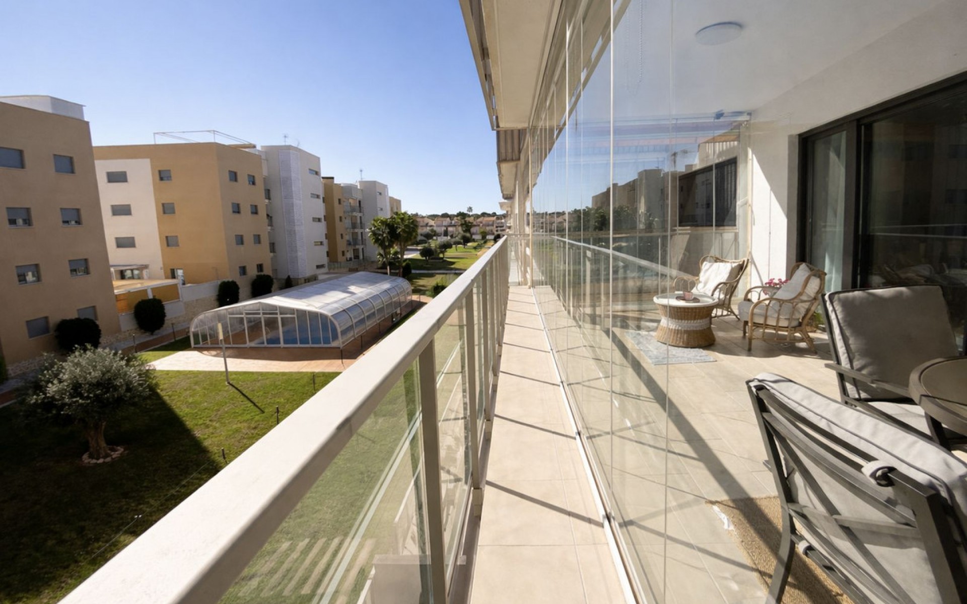 Resale - Apartment - Villamartin