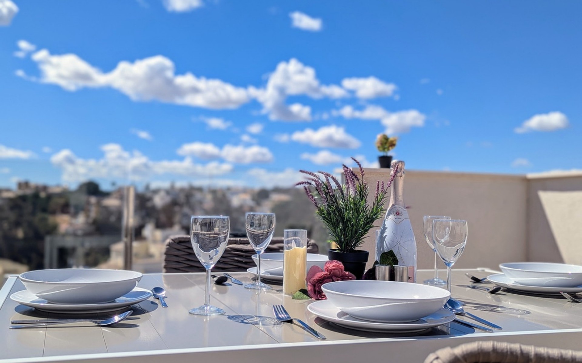 Resale - Apartment - Villamartin