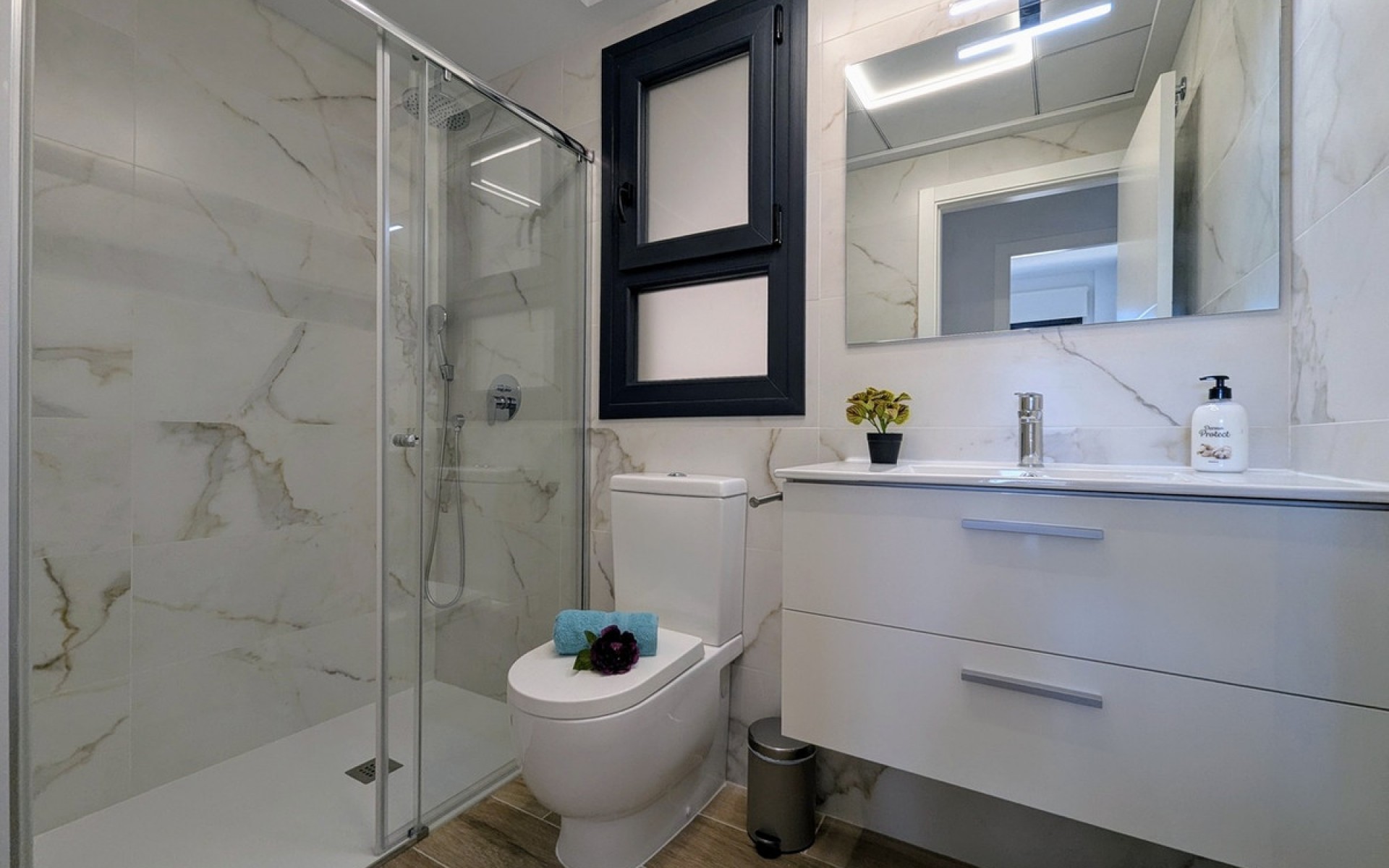 Resale - Apartment - Villamartin