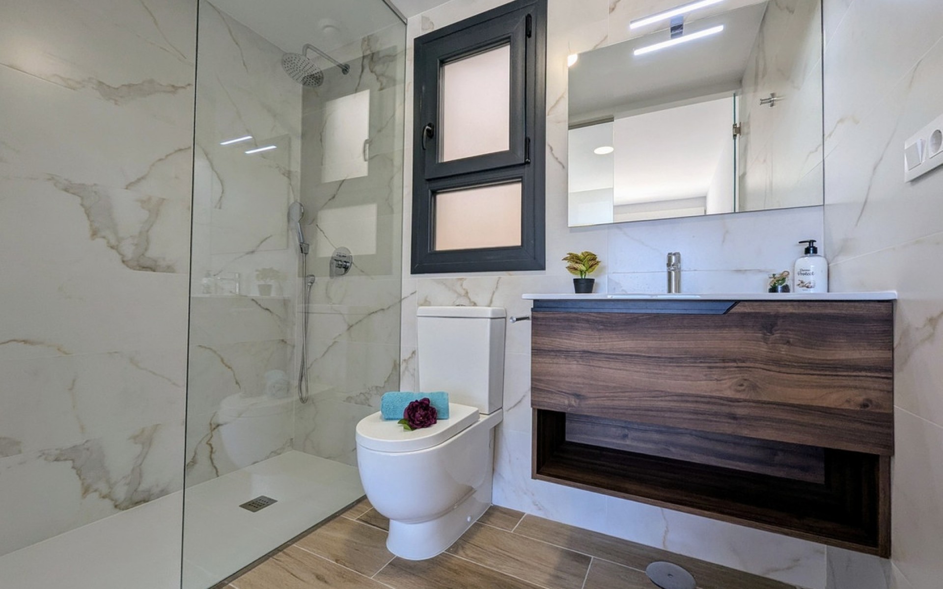 Resale - Apartment - Villamartin