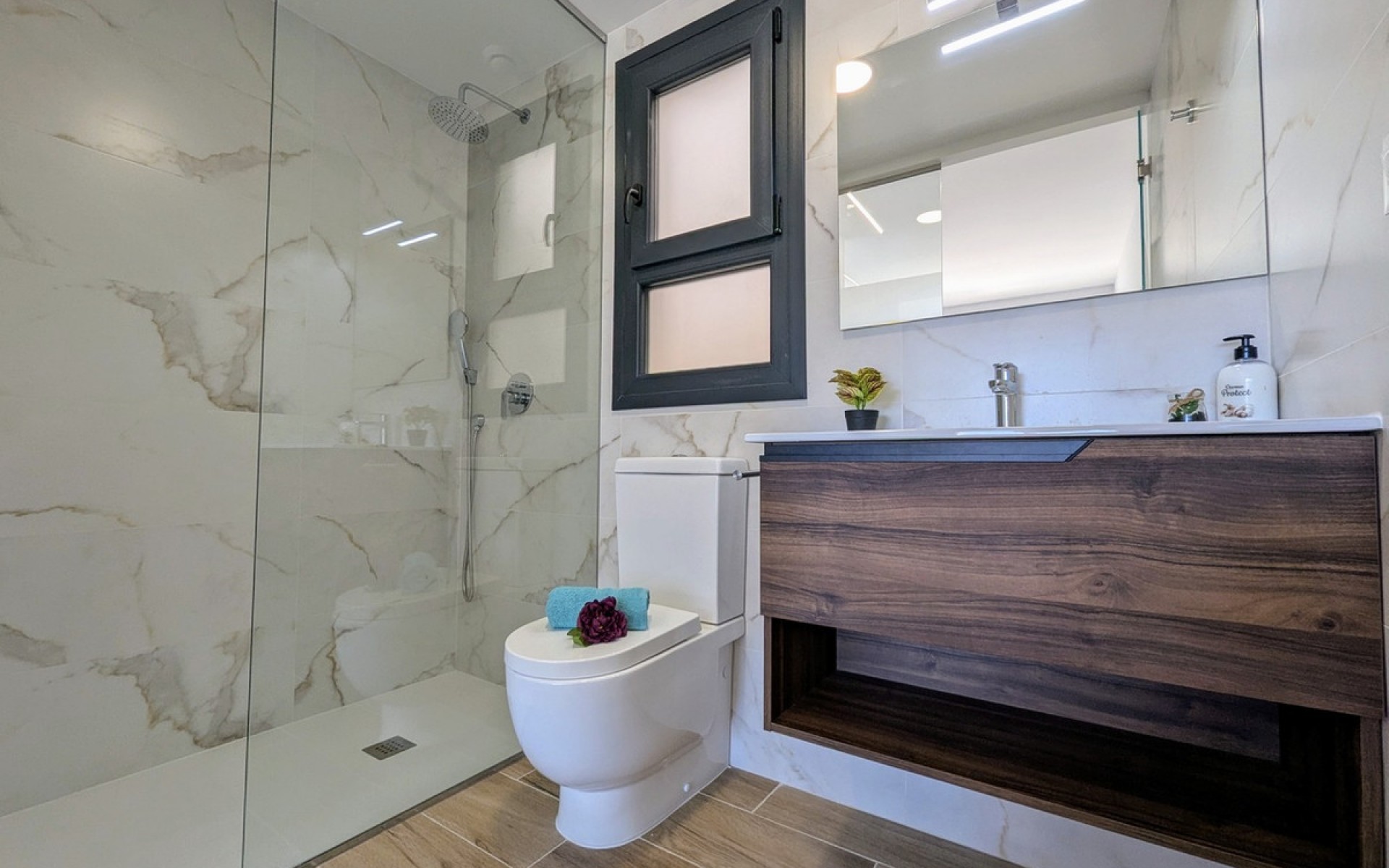 Resale - Apartment - Villamartin