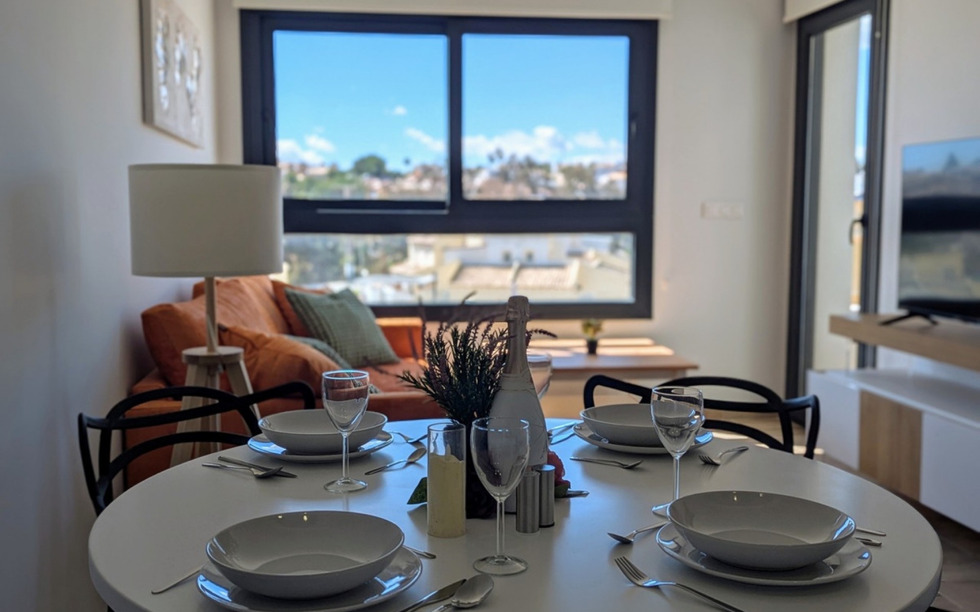 Resale - Apartment - Villamartin