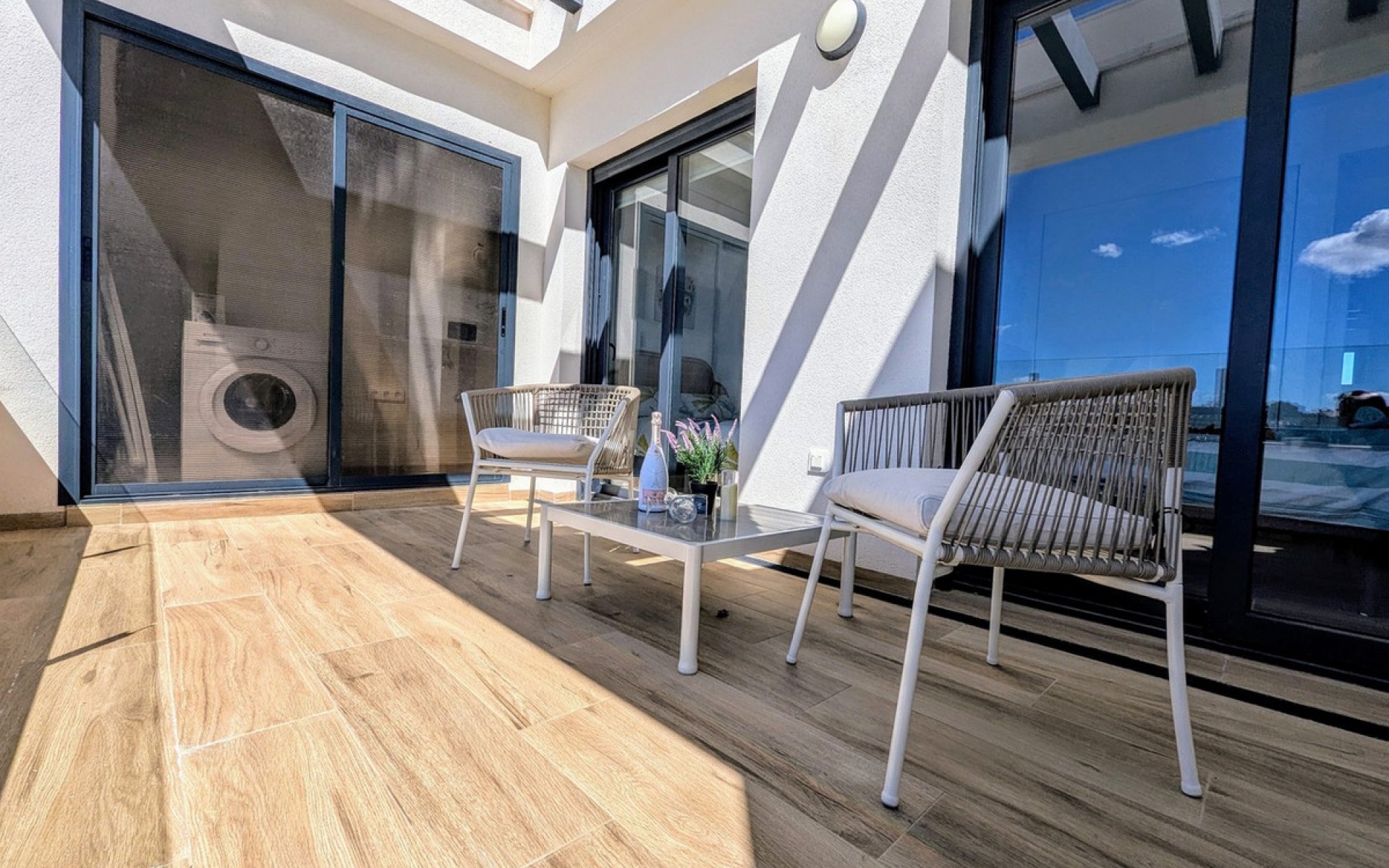 Resale - Apartment - Villamartin