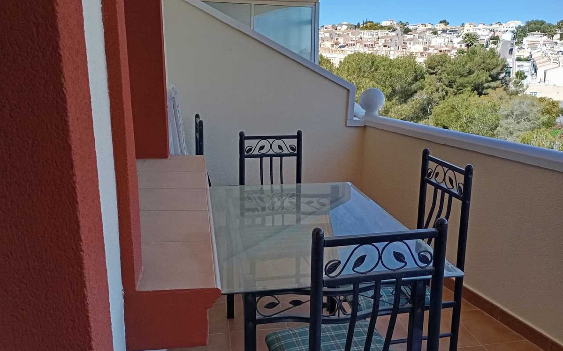 Resale - Apartment - Villamartin
