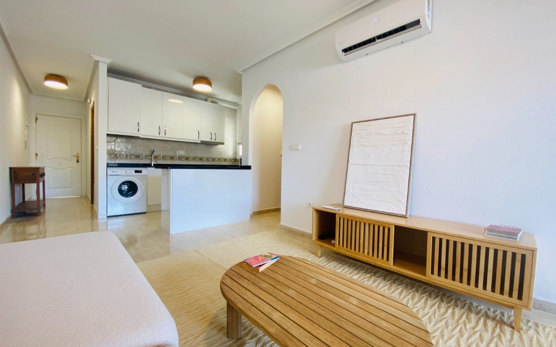 Resale - Apartment - Villamartin