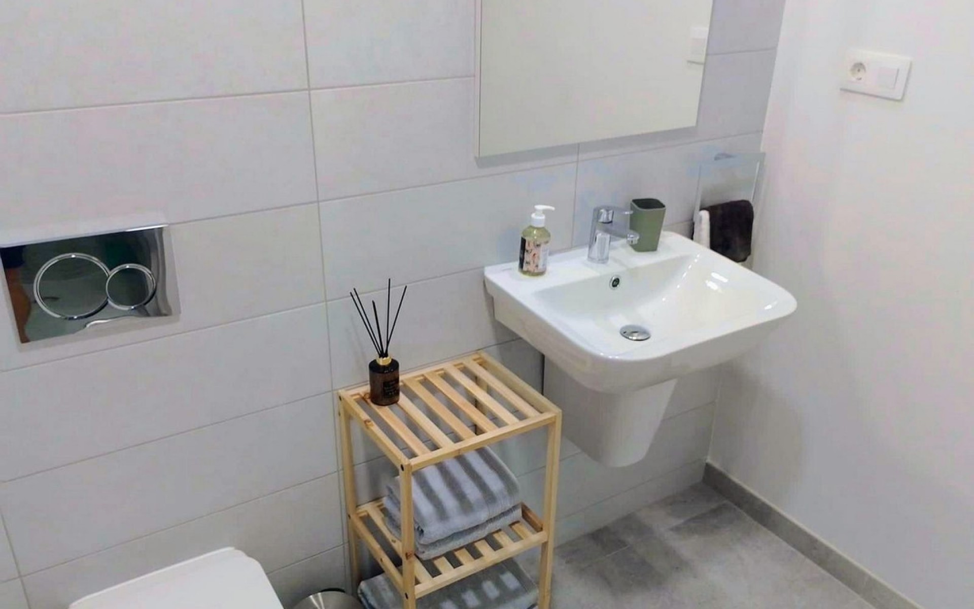 Resale - Apartment - Villamartin