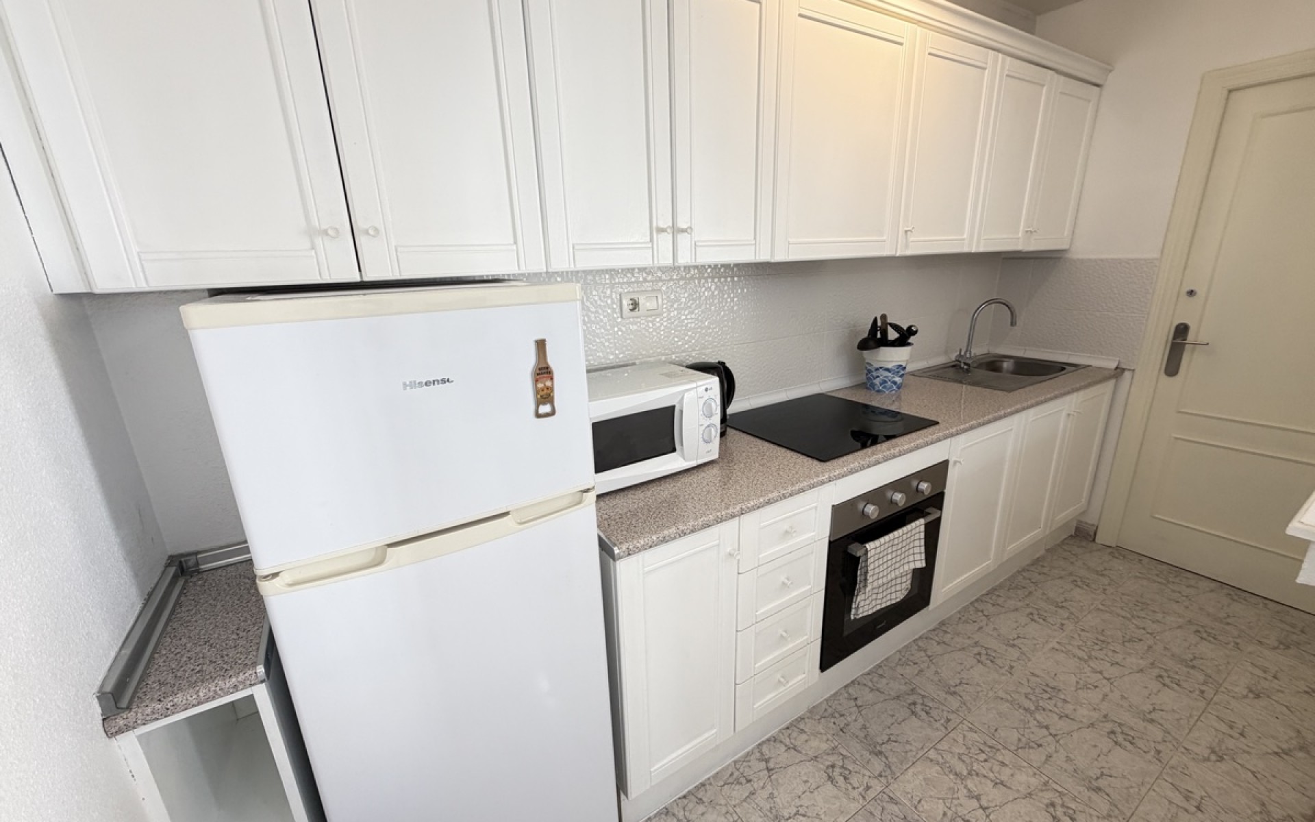Resale - Apartment - Villamartin
