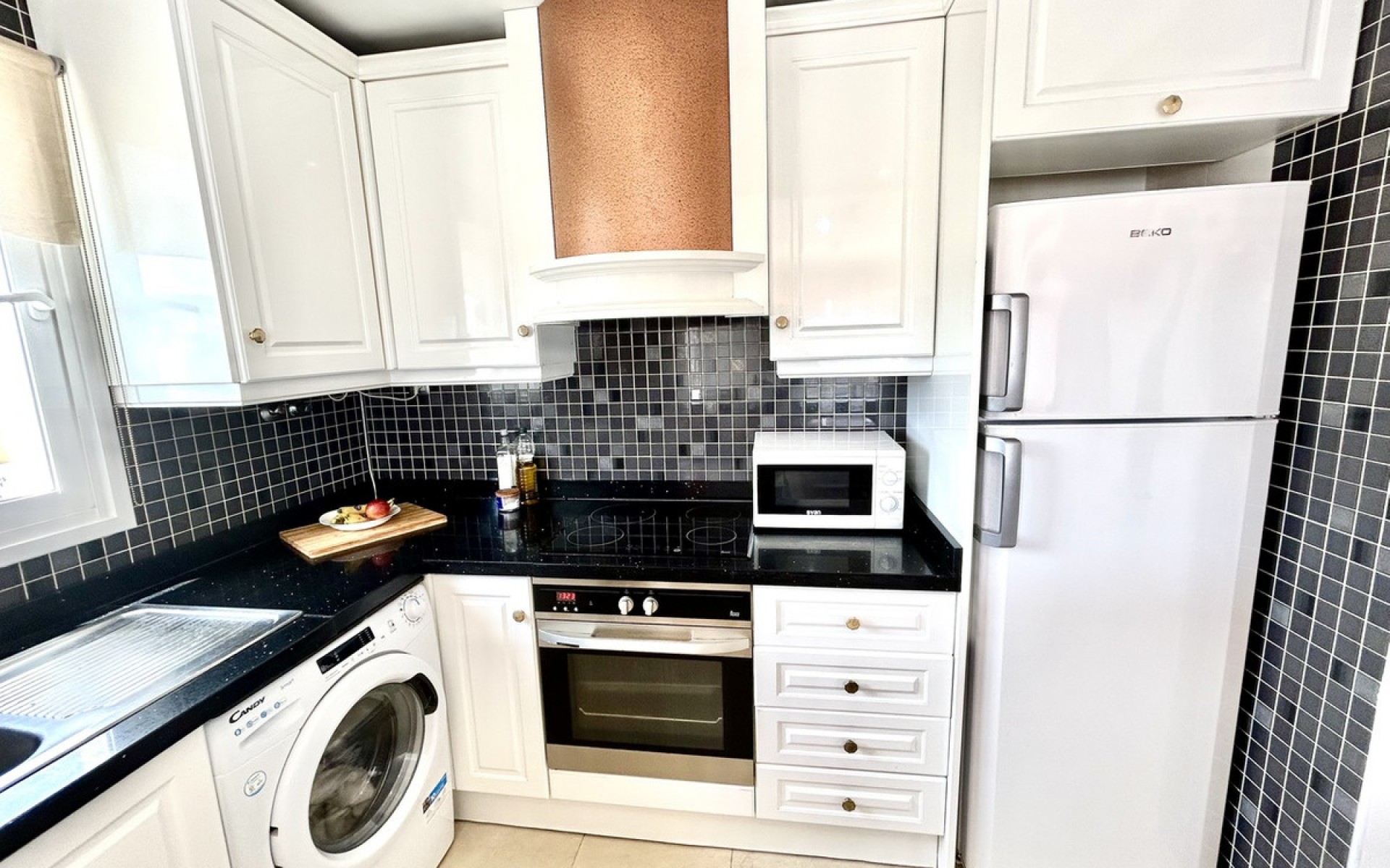 Resale - Apartment - Villamartin