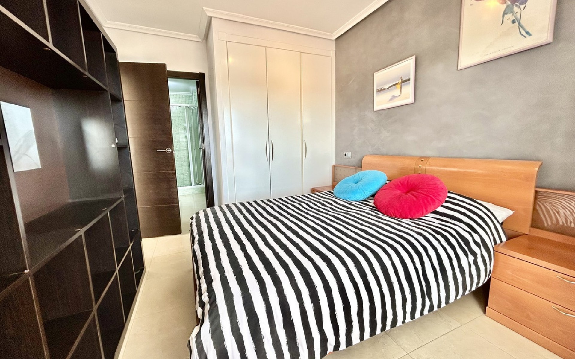 Resale - Apartment - Villamartin