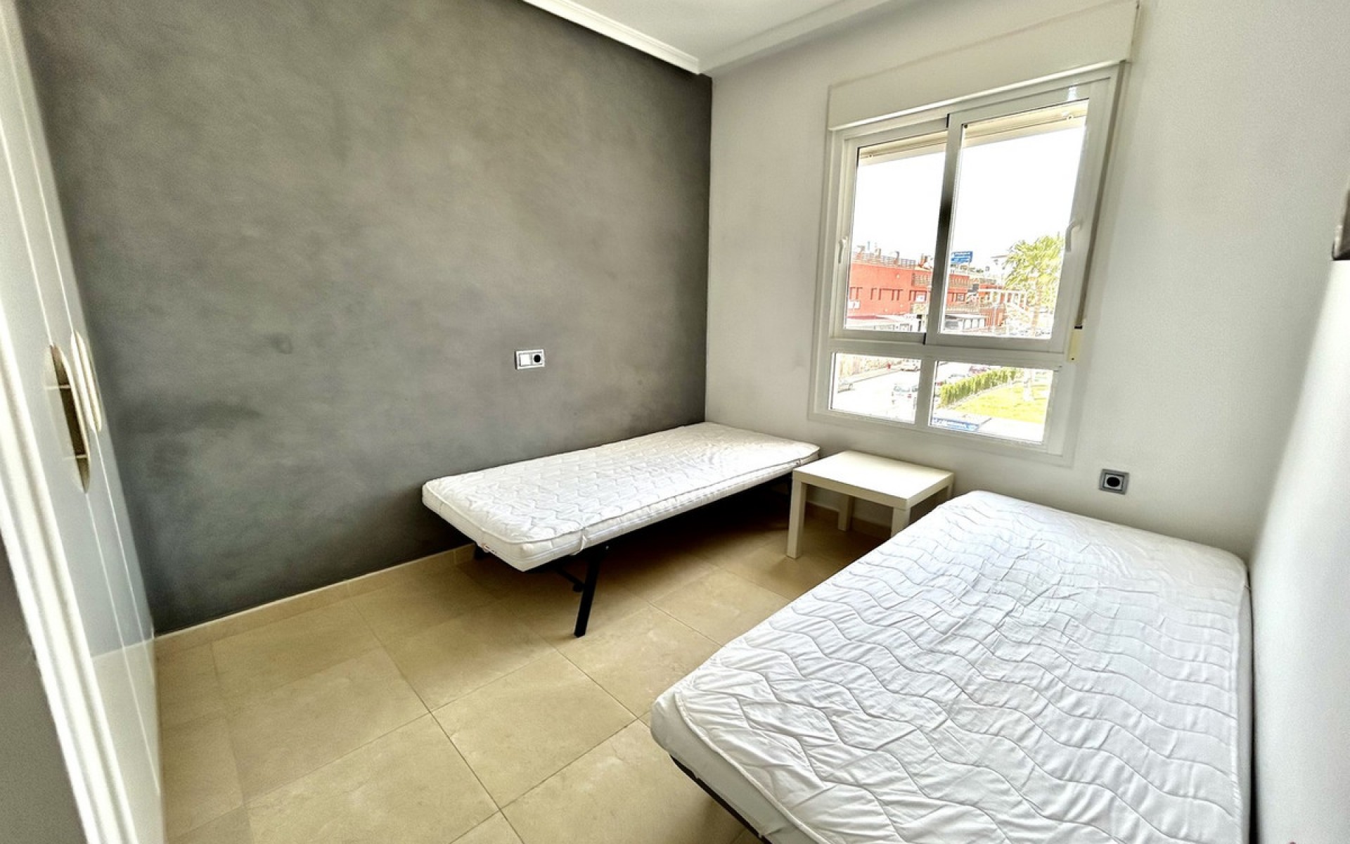 Resale - Apartment - Villamartin