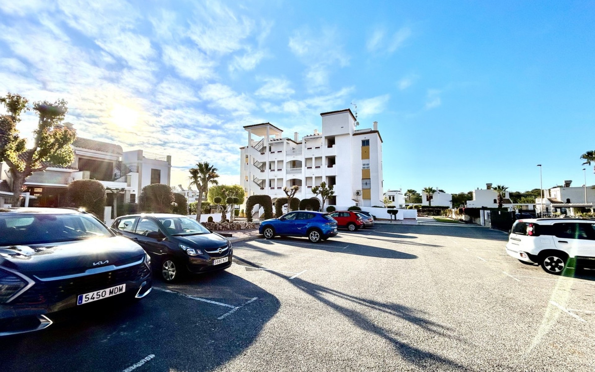 Resale - Apartment - Villamartin