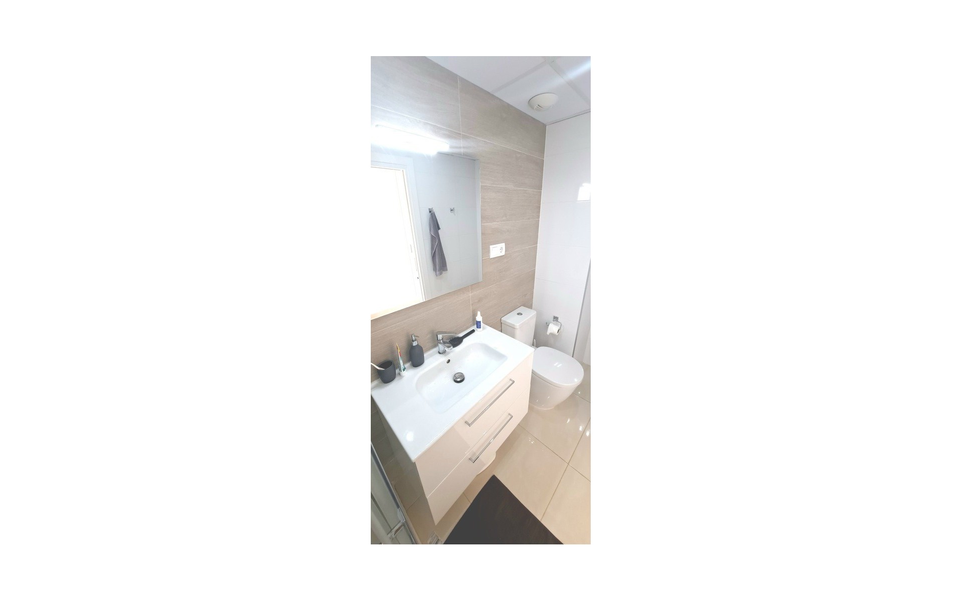 Resale - Apartment - Villamartin
