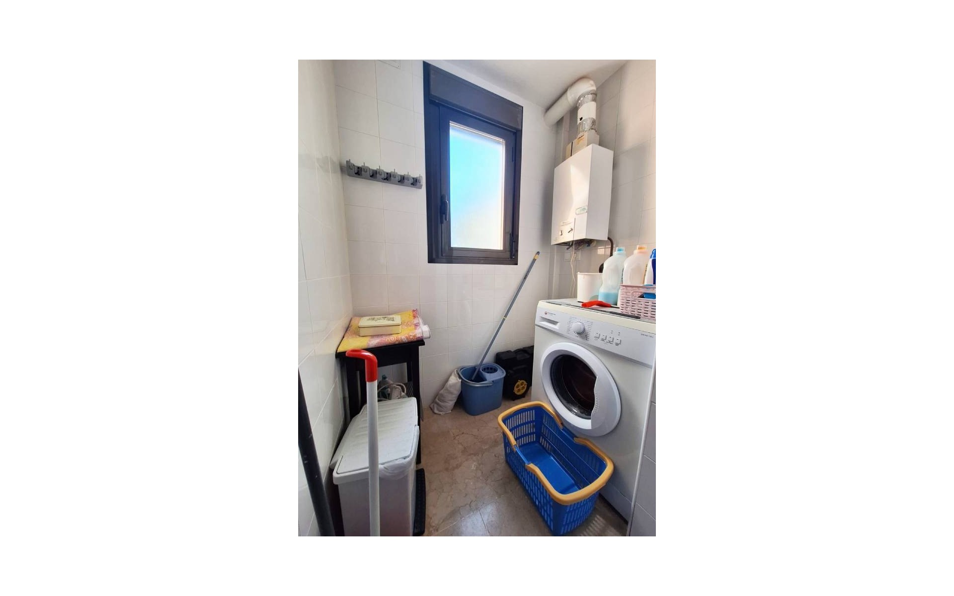 Resale - Apartment - Villamartin
