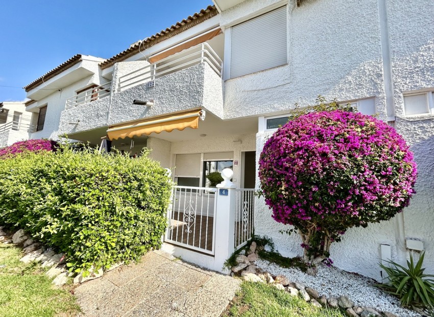 Resale - Apartment - Villamartin