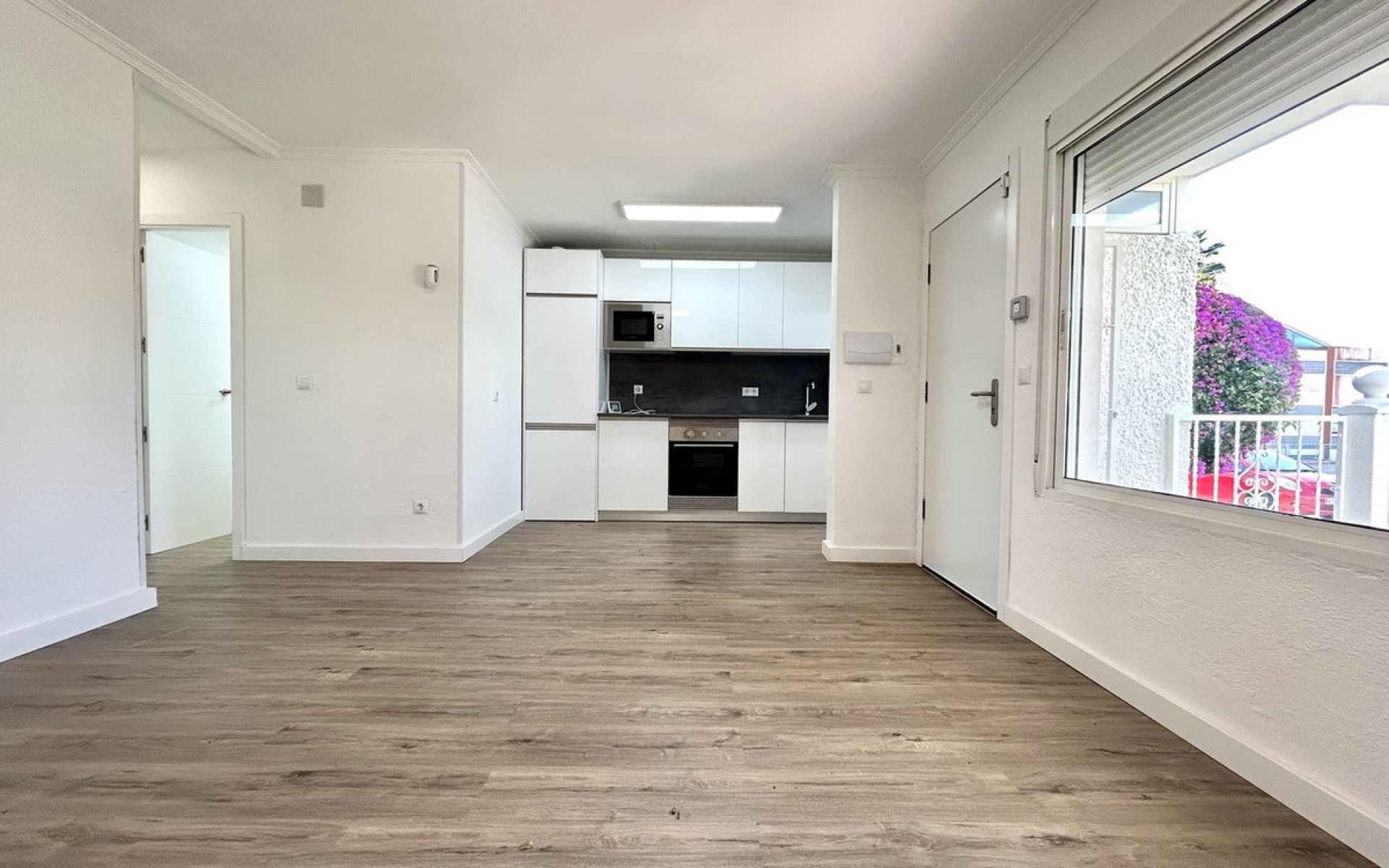 Resale - Apartment - Villamartin