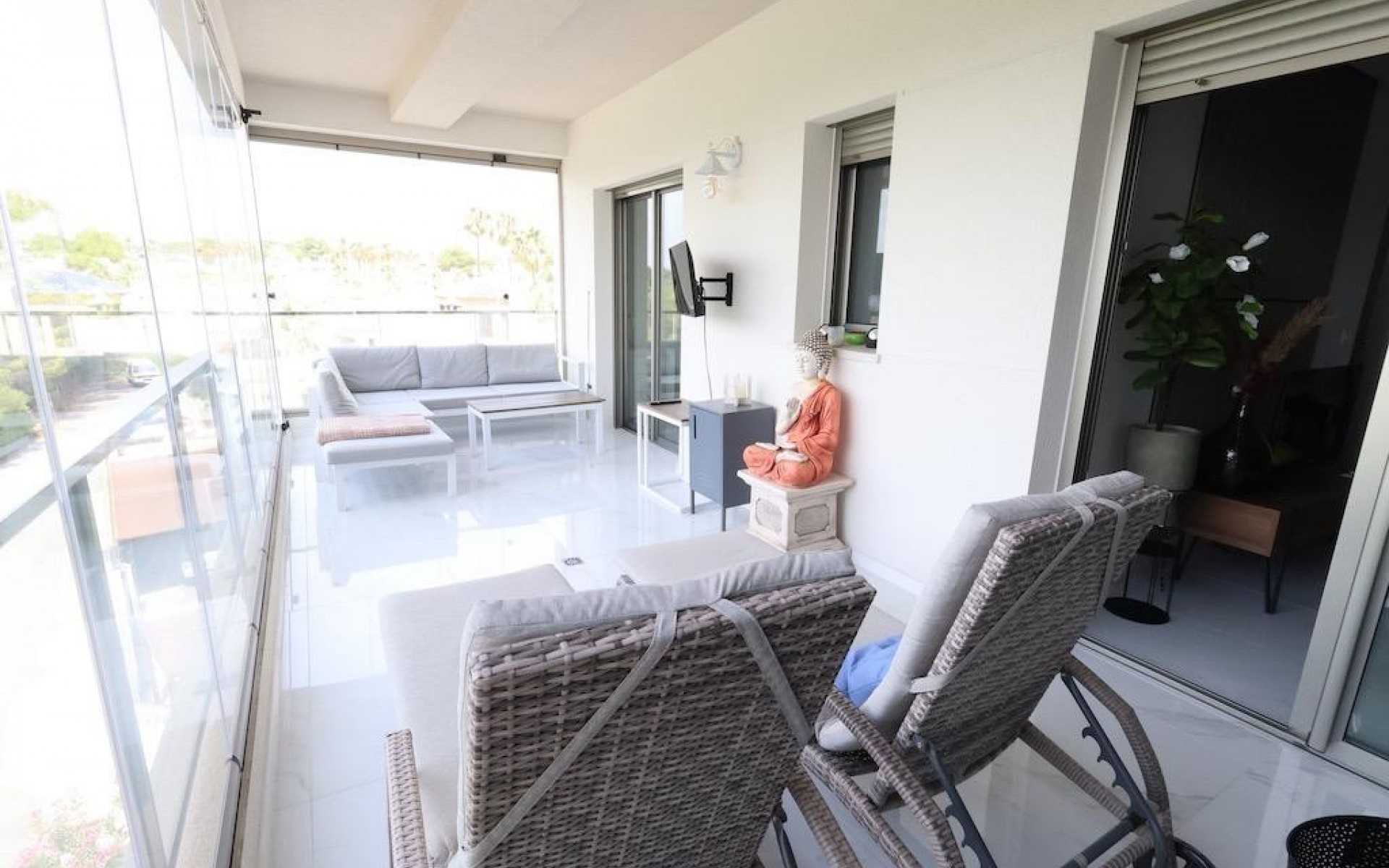 Resale - Apartment - Villamartin