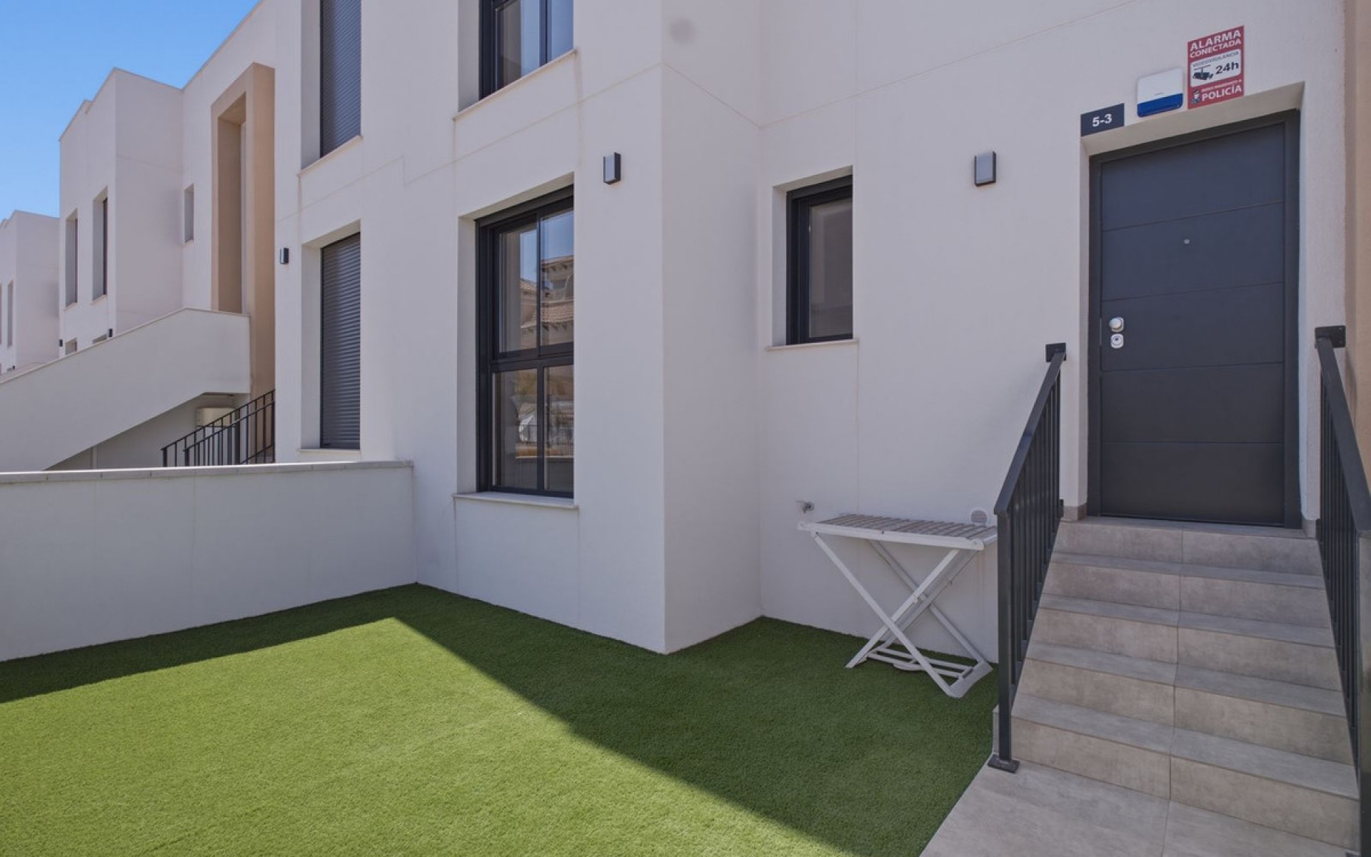 Resale - Apartment - Villamartin