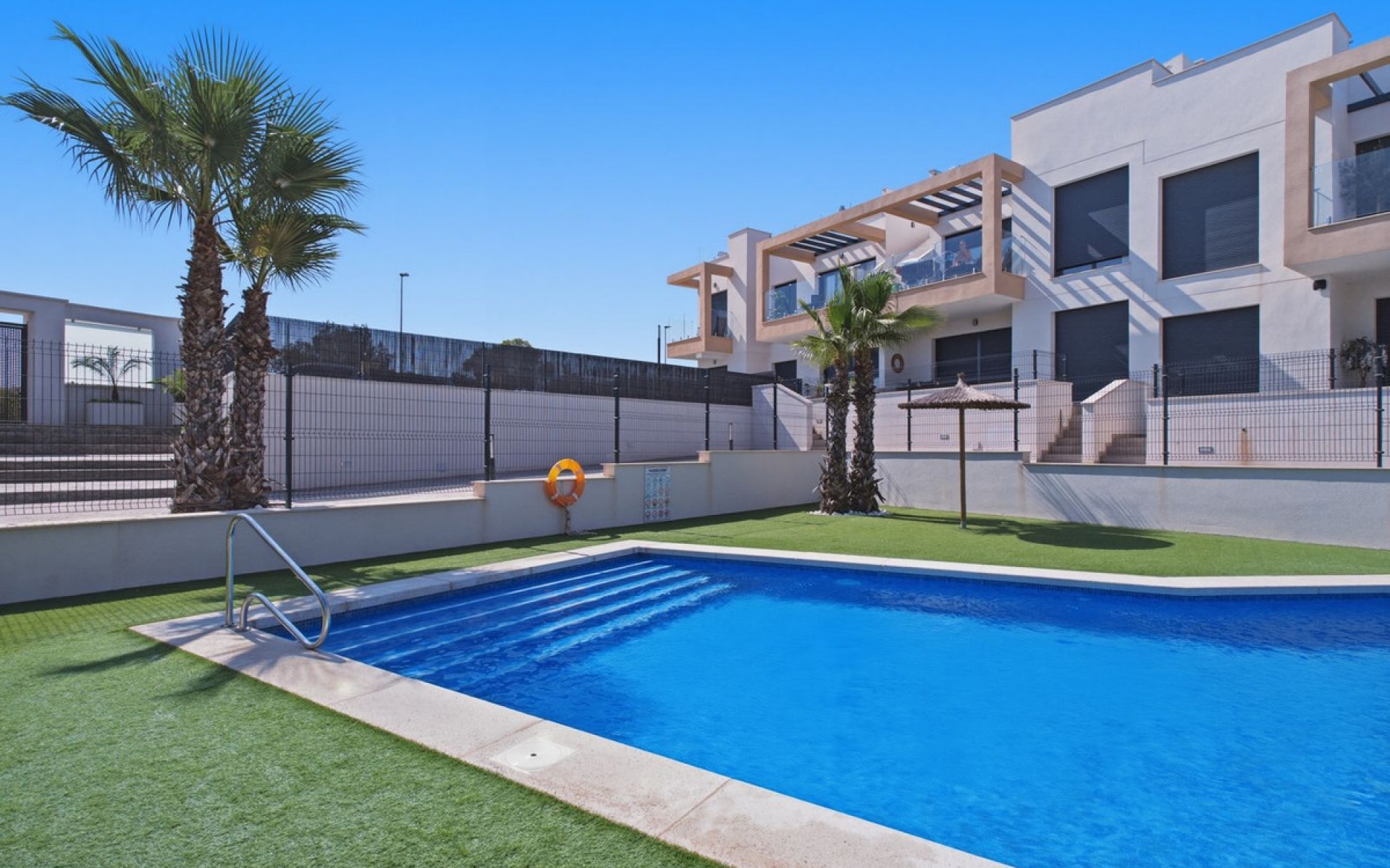 Resale - Apartment - Villamartin