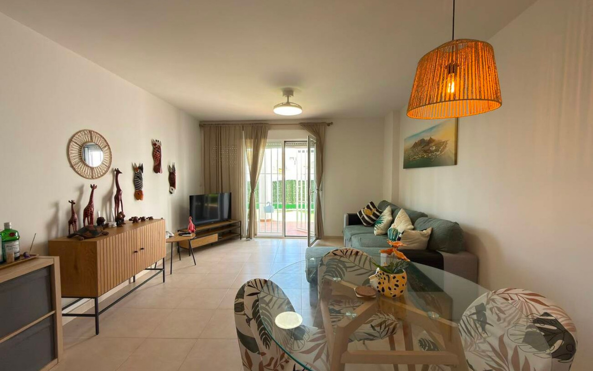 Resale - Apartment - Villamartin