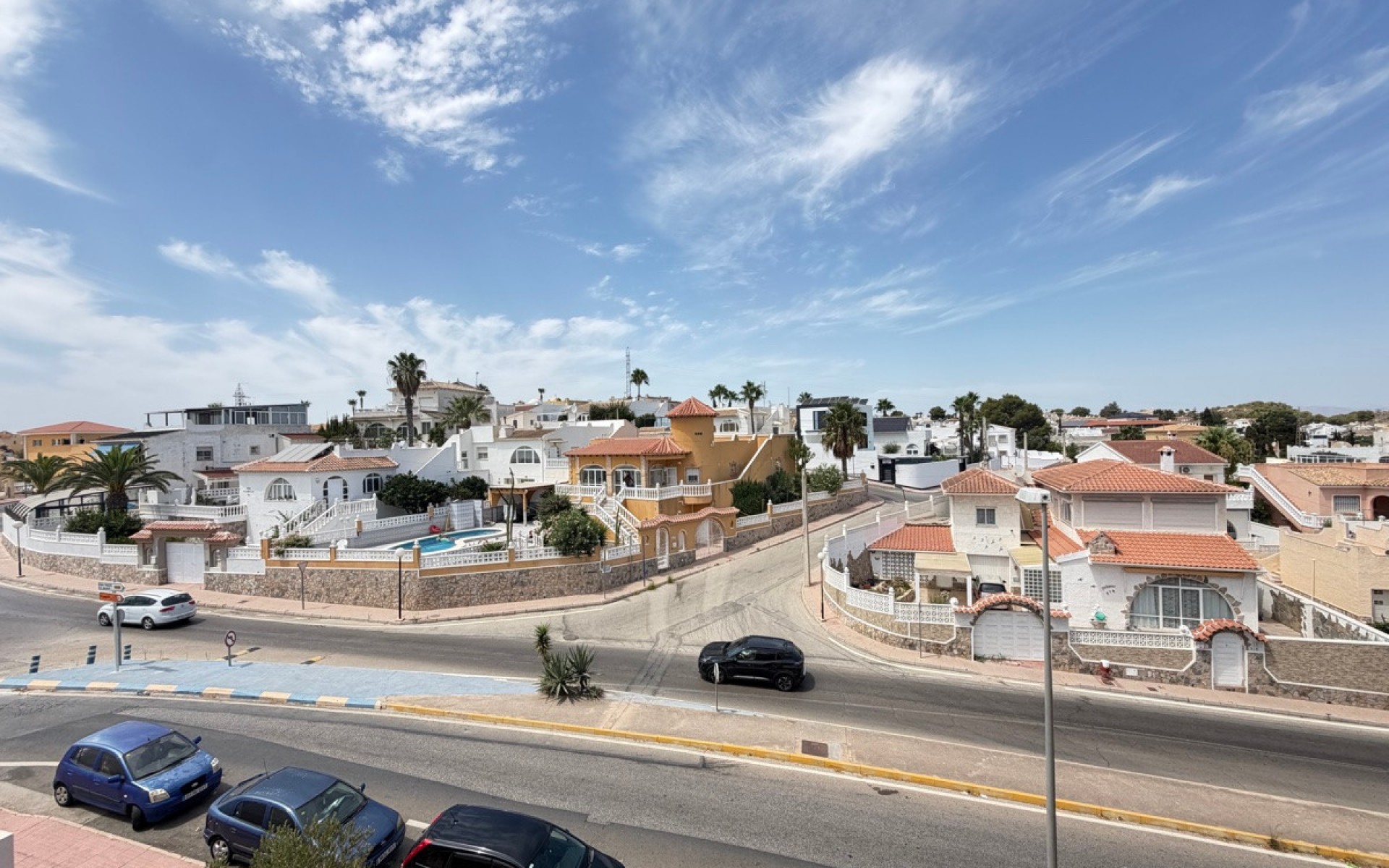 Resale - Apartment - Villamartin