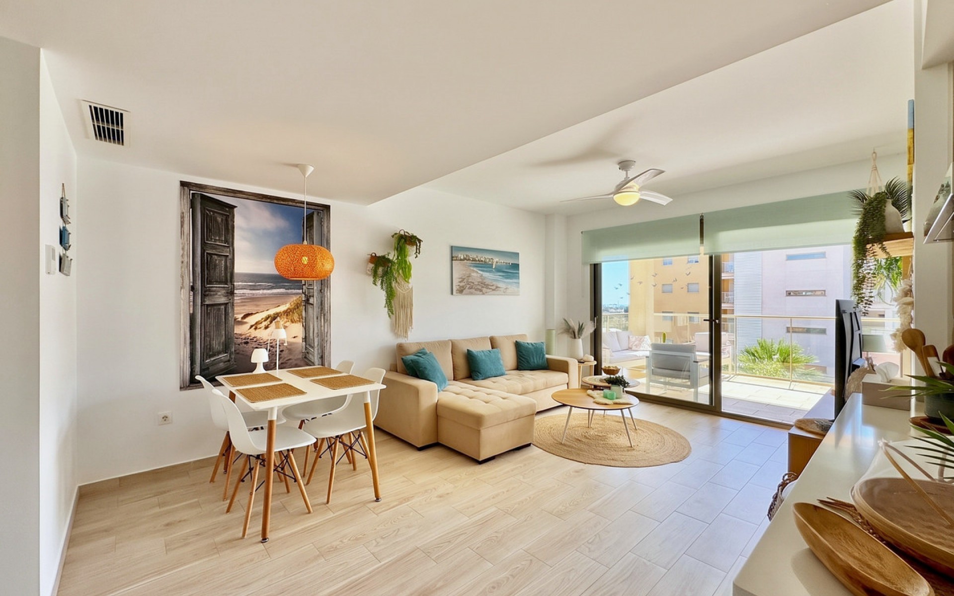 Resale - Apartment - Villamartin
