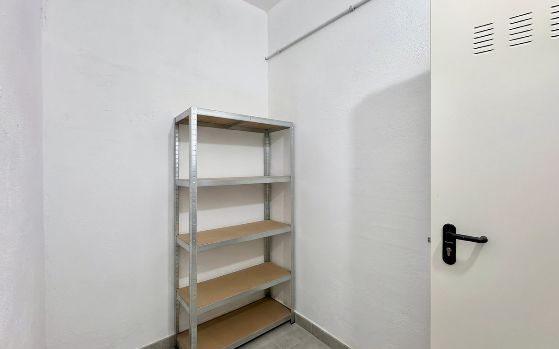 Resale - Apartment - Villamartin