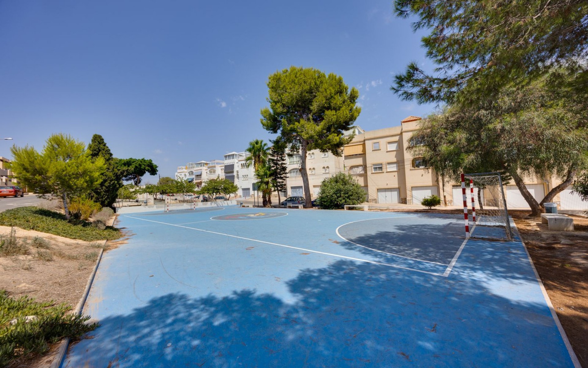 Resale - Apartment - Villamartin